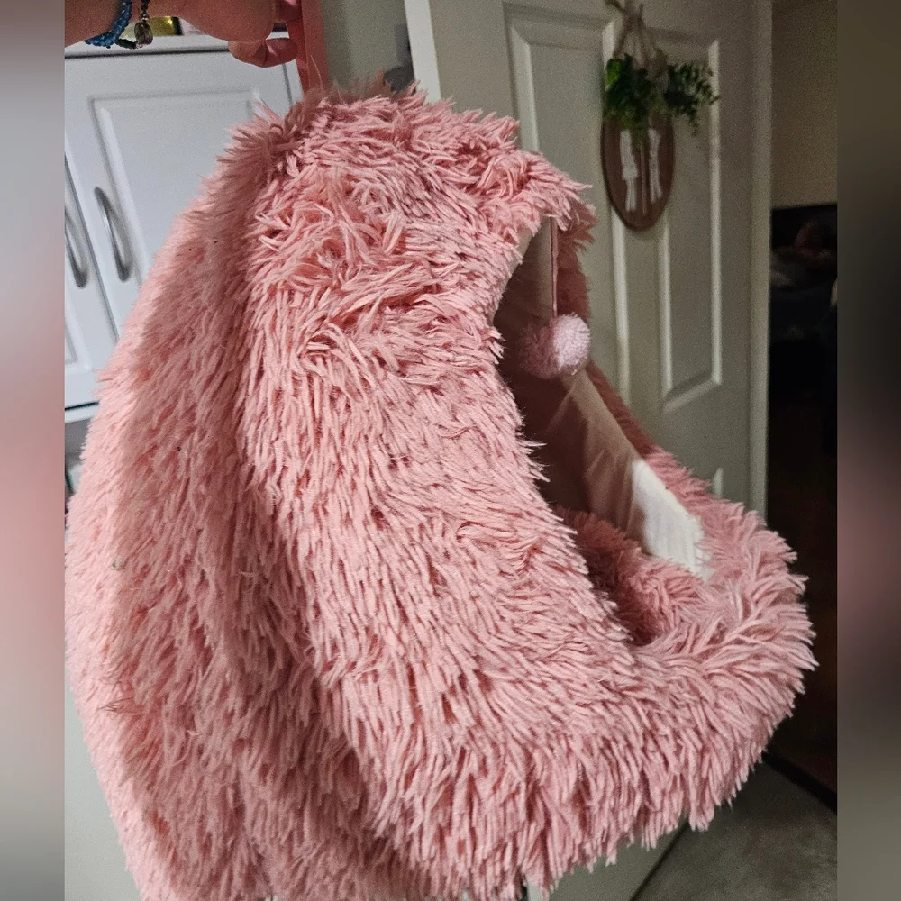 Pink Furry Pet Bed with Pom Pom
